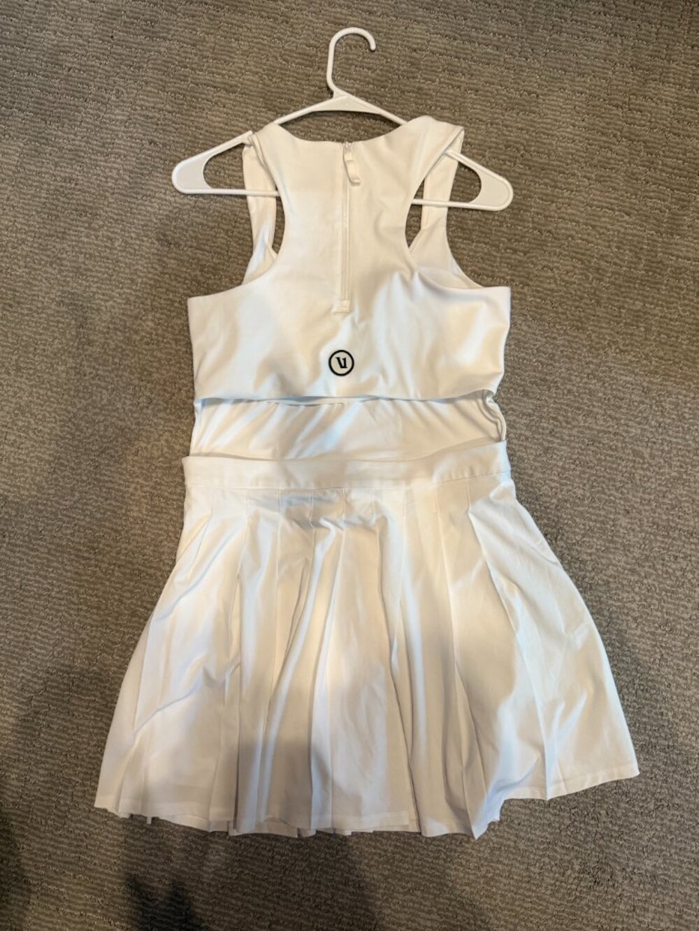 Vuori Womens Set Dress Sz L White Tennis Prep Pickleball Shorts Cutout Stretch - Picture 4 of 4